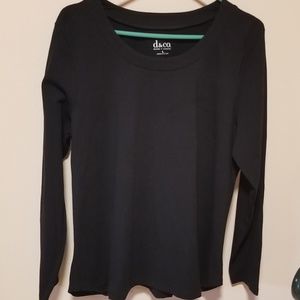 Denim & Co black scoop neck top size L A259251